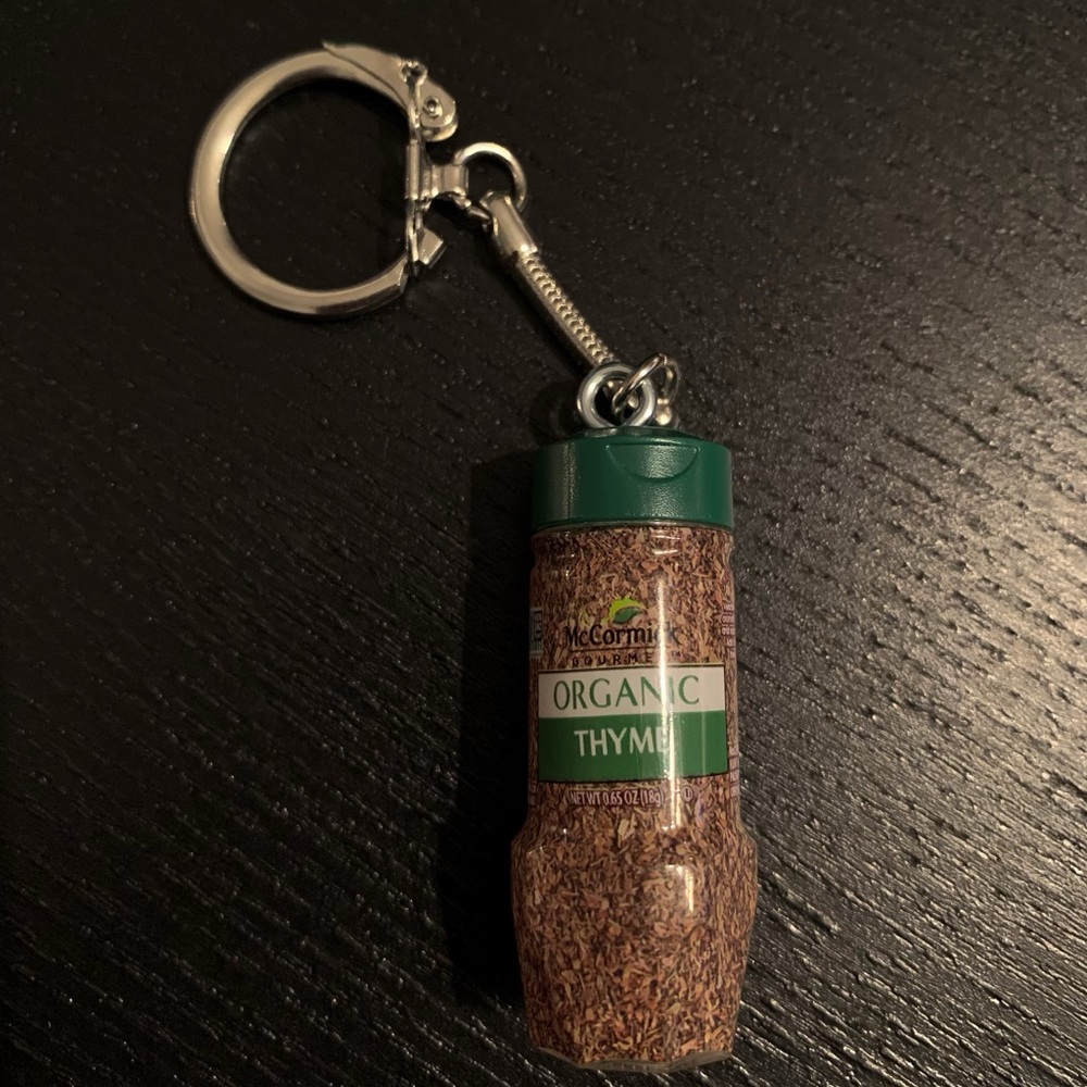 Mini brands keychain/thyme Mccormick spice